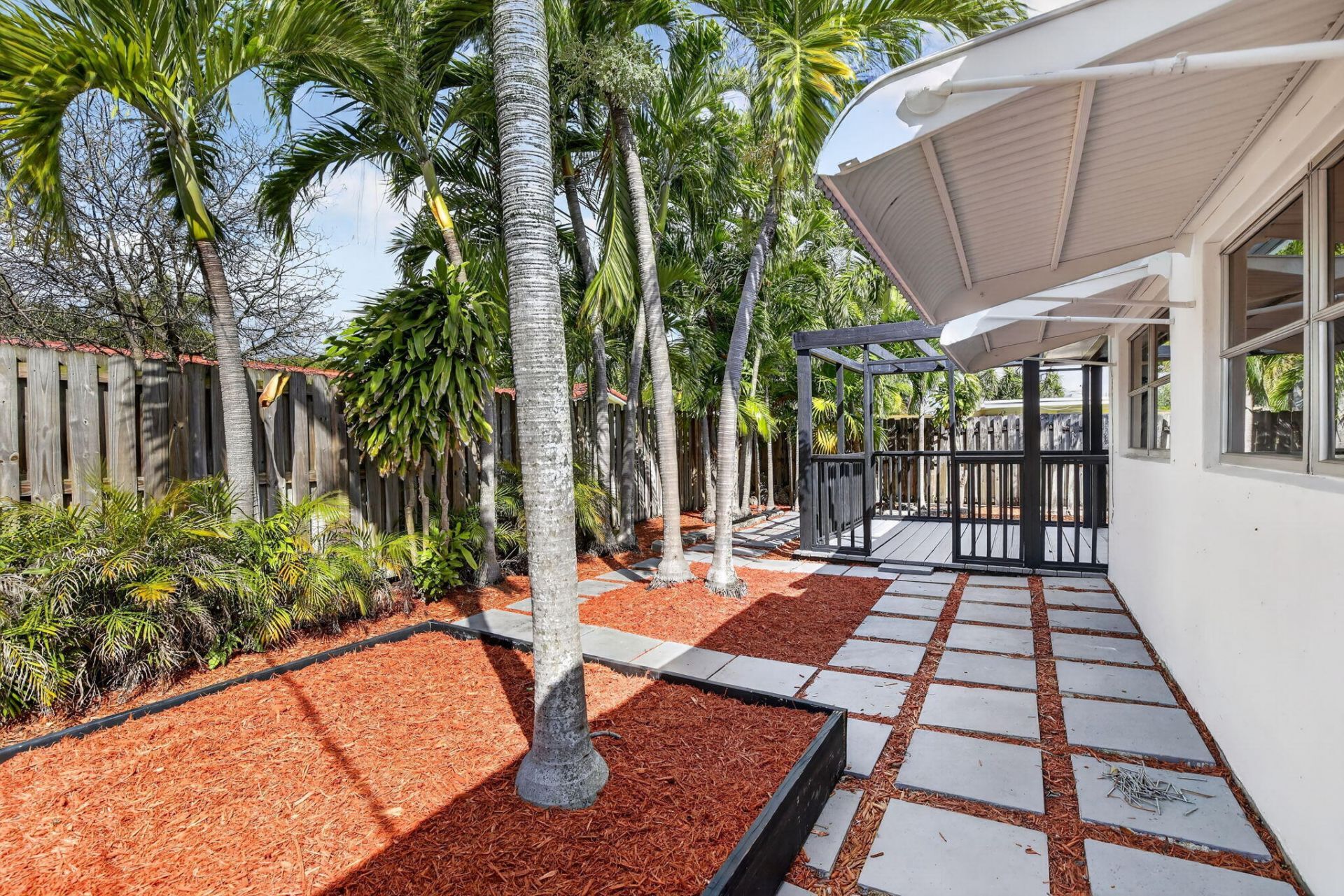 5731 NE 17th Terrace, Fort Lauderdale, FL 33334 Photo