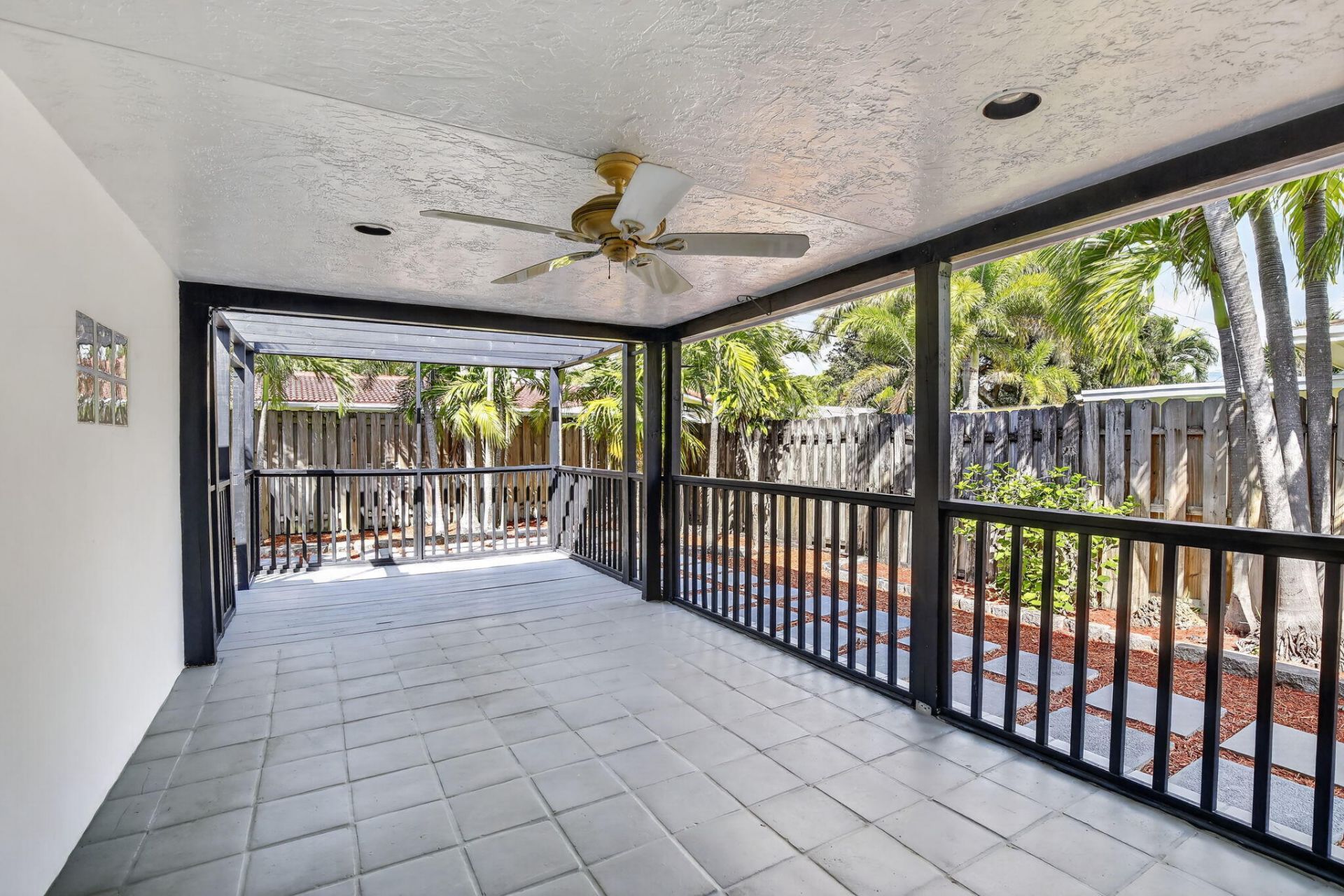 5731 NE 17th Terrace, Fort Lauderdale, FL 33334 Photo