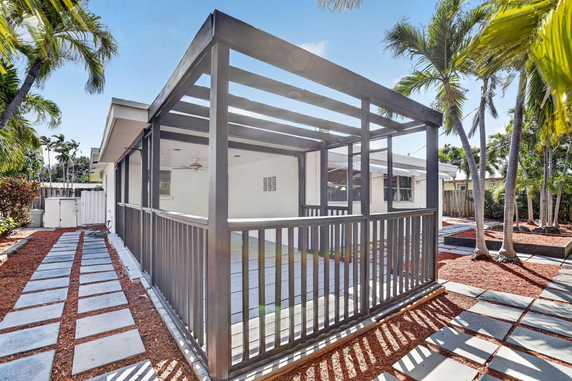 5731 NE 17th Terrace, Fort Lauderdale, FL 33334 Photo