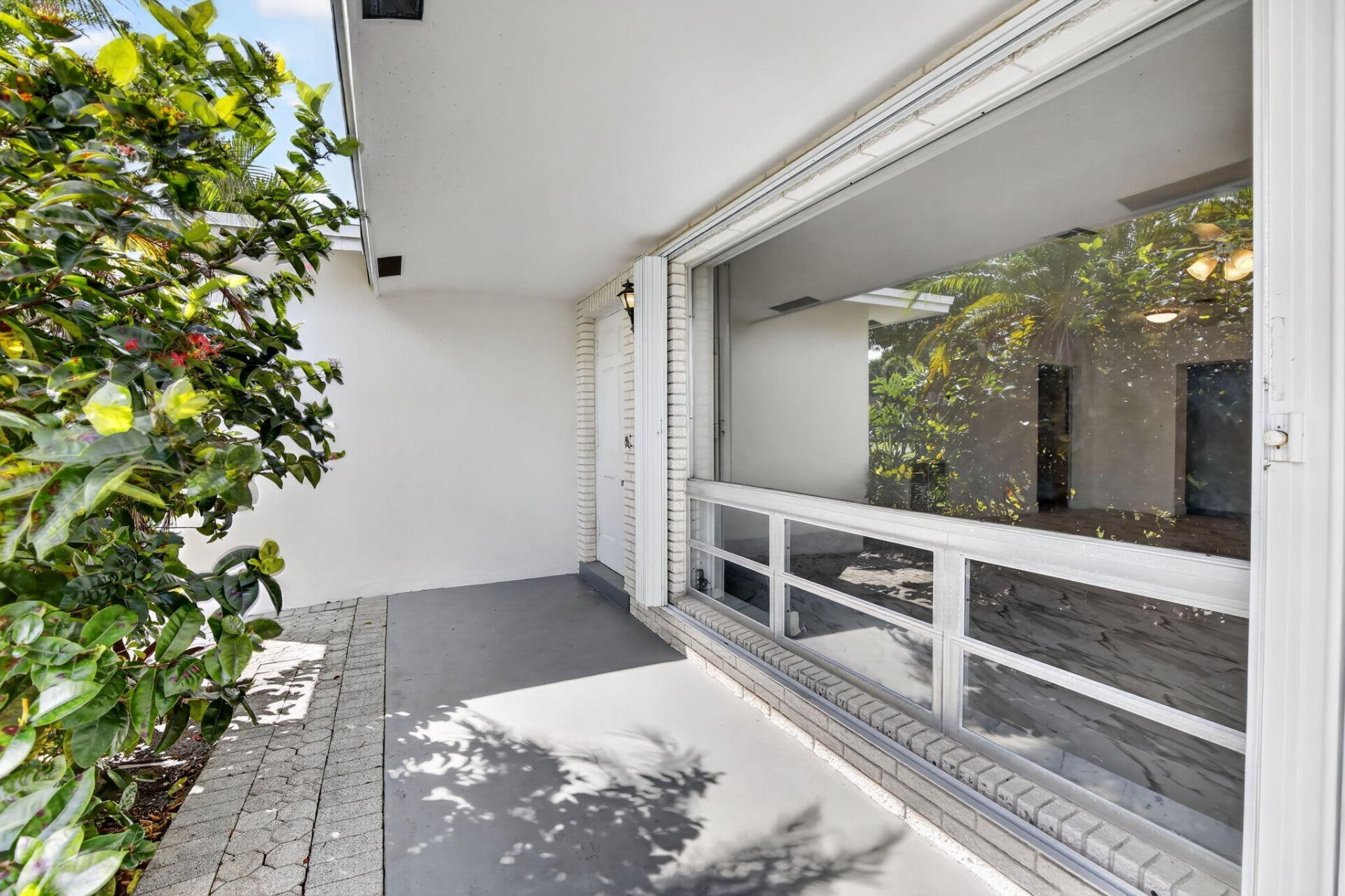 5731 NE 17th Terrace, Fort Lauderdale, FL 33334 Photo