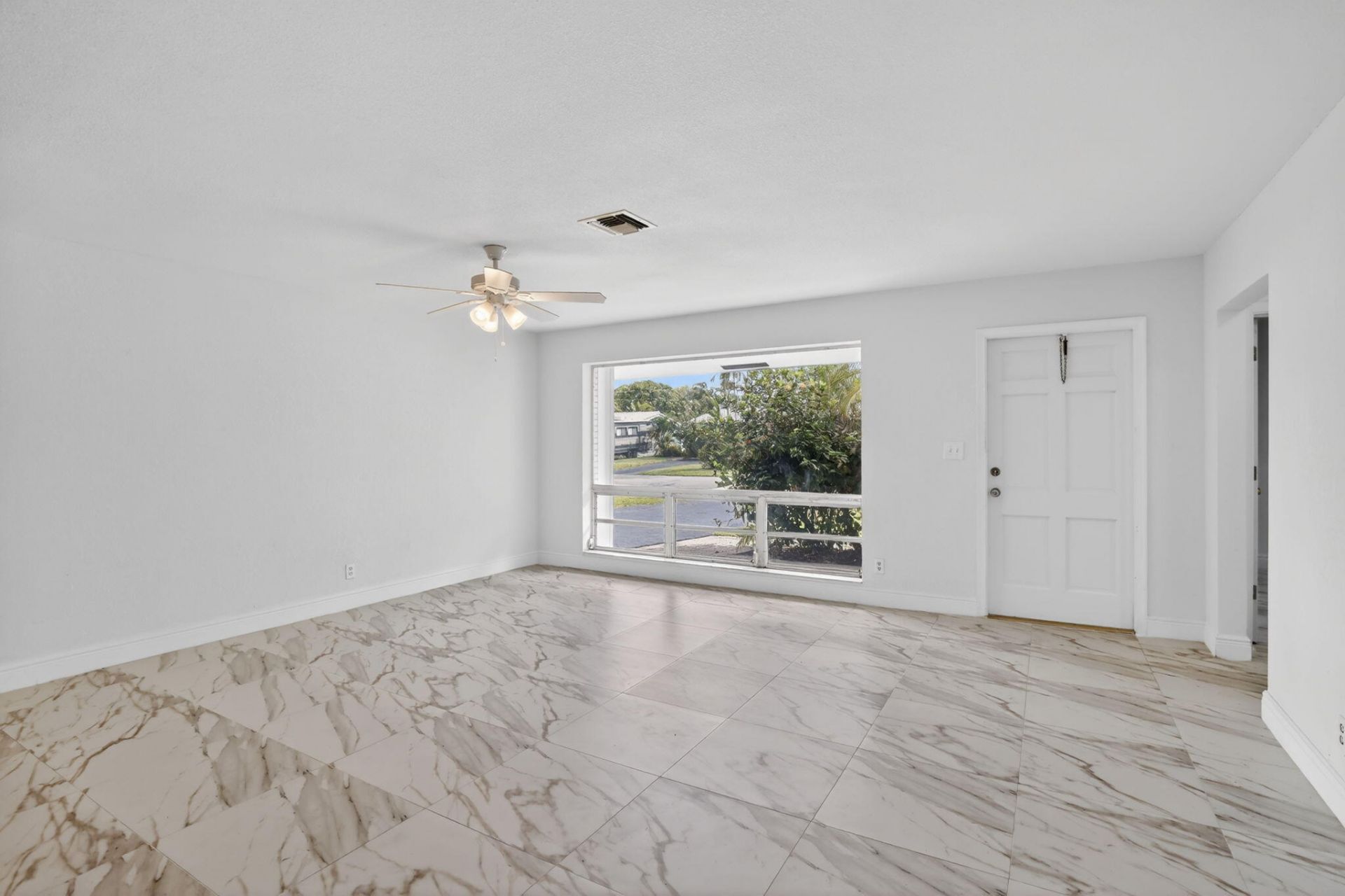 5731 NE 17th Terrace, Fort Lauderdale, FL 33334 Photo