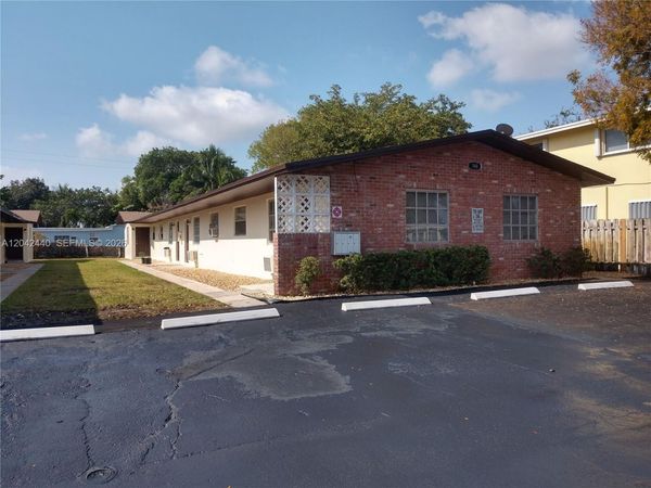 148 NW 40th Ct , Unit 1, Oakland Park, FL 33309