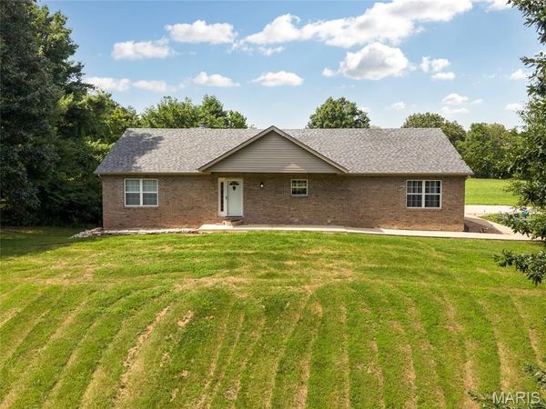 8125 E Mick Road , Edwardsville, IL 62025