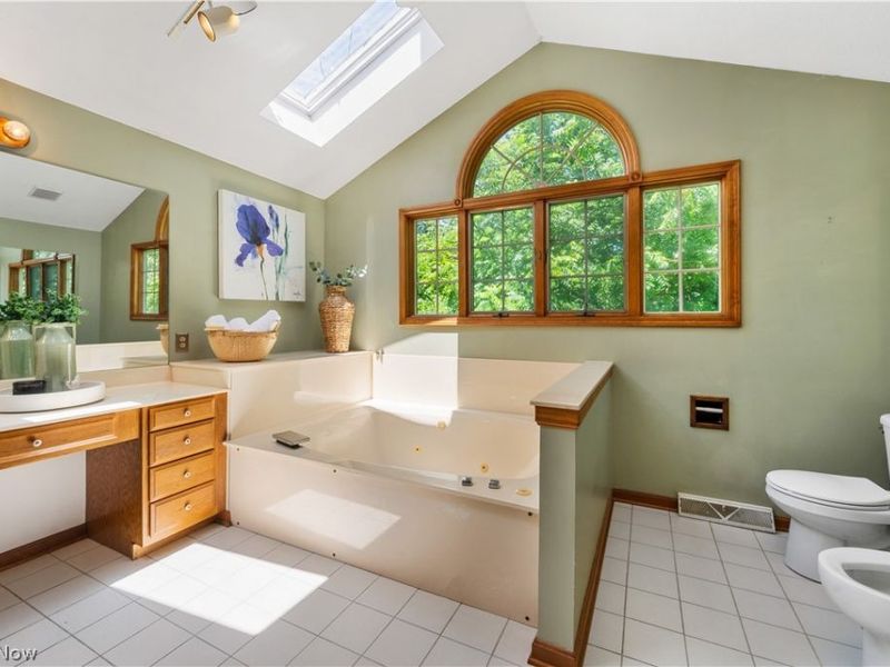 1545 Woodlake Boulevard, Stow, OH 44224 Photo 23