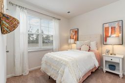 121 Country Grove Way photo 4