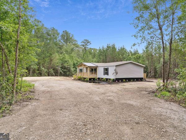 9 N Riverhill Trail, Brunswick, GA 31525