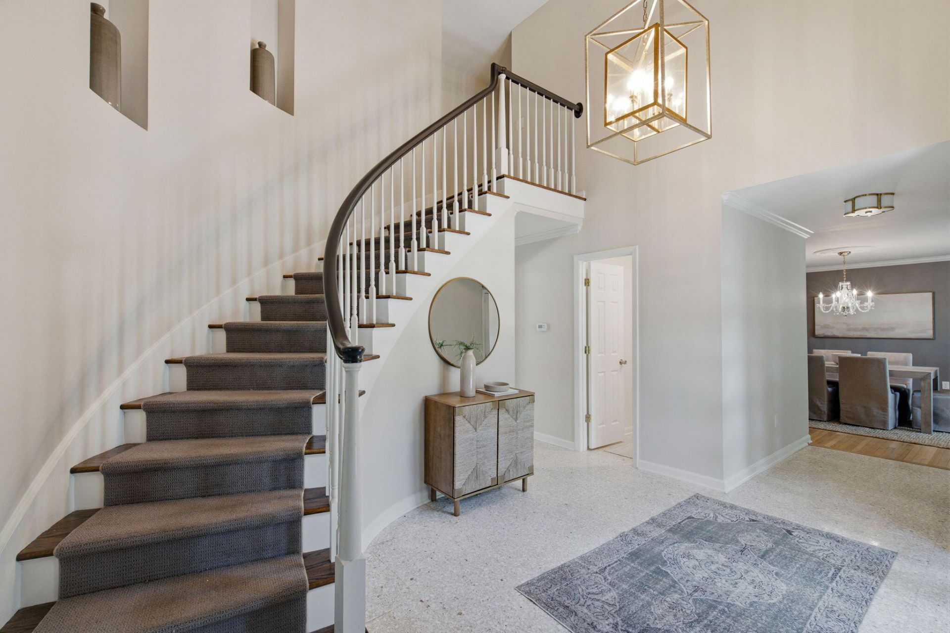 710 Creekside Drive Photo 10