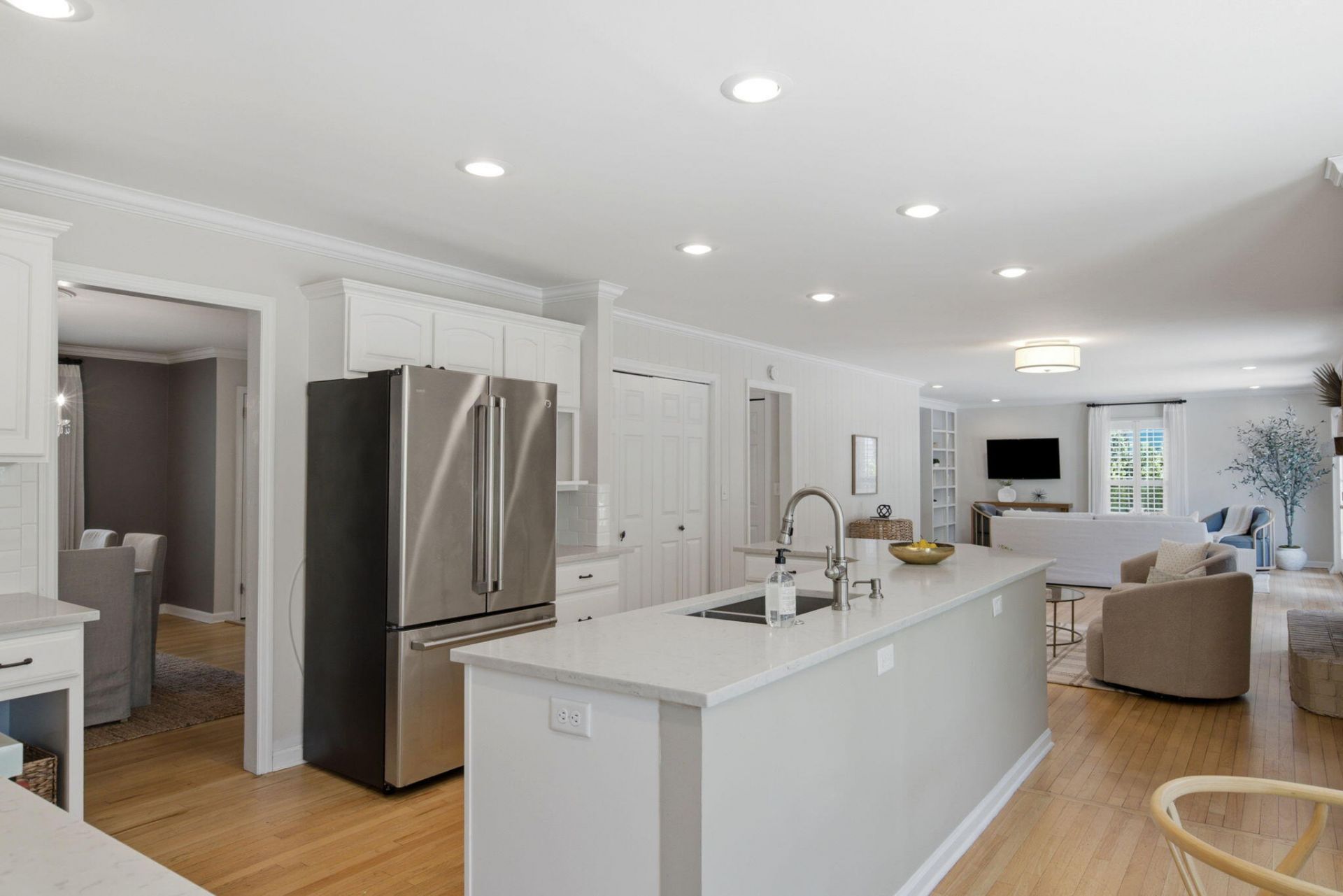 710 Creekside Drive Photo 30