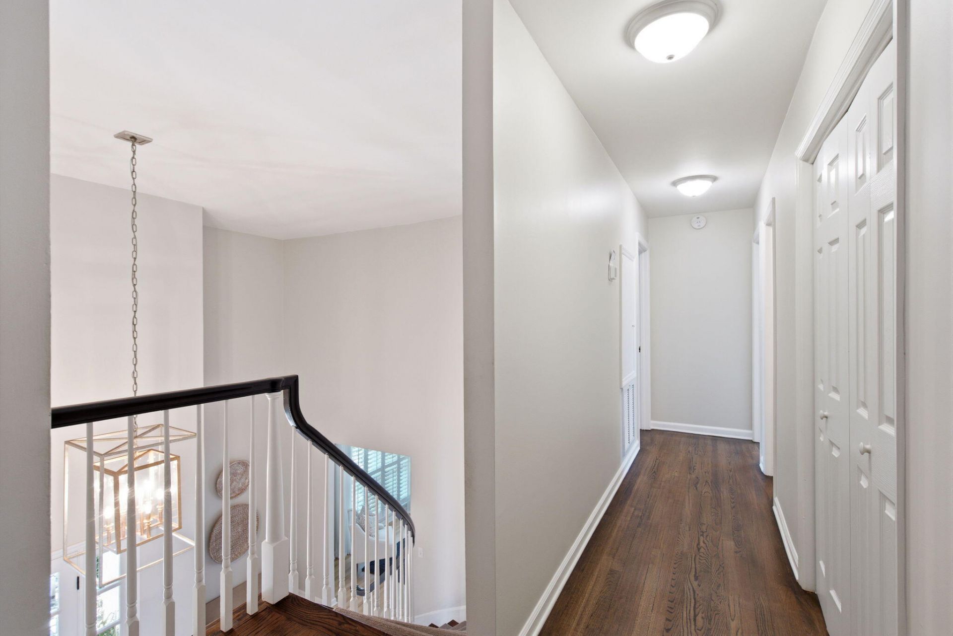 710 Creekside Drive Photo 35