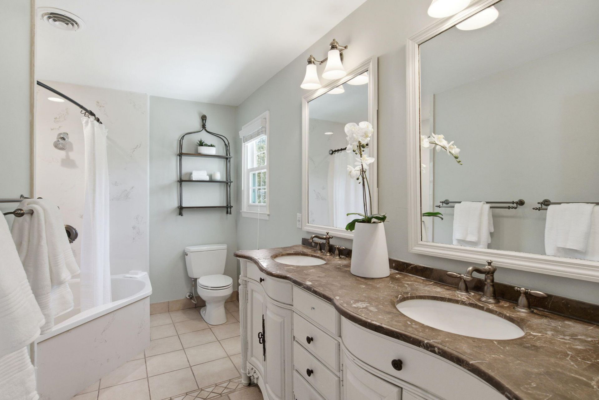 710 Creekside Drive Photo 39