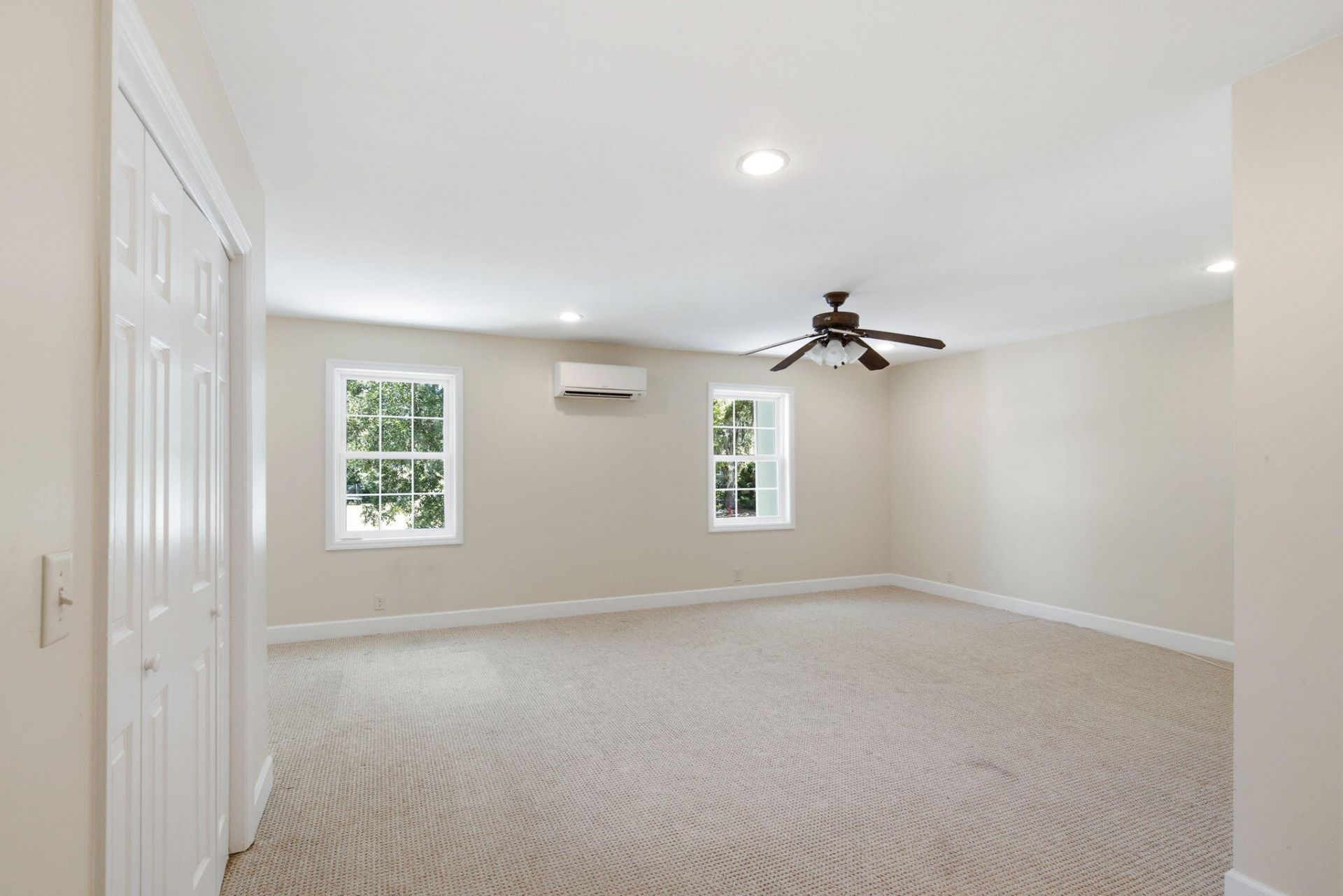 710 Creekside Drive Photo 48