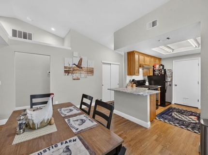 7157 Springmont Dr, Elk Grove, CA 95758 Photo