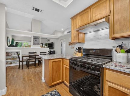 7157 Springmont Dr, Elk Grove, CA 95758 Photo