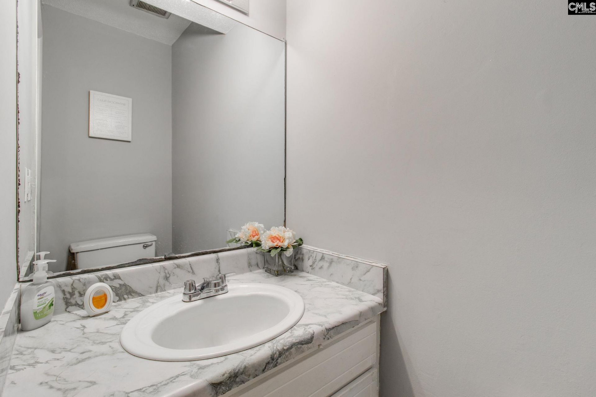 308 Percival Road  Photo 16