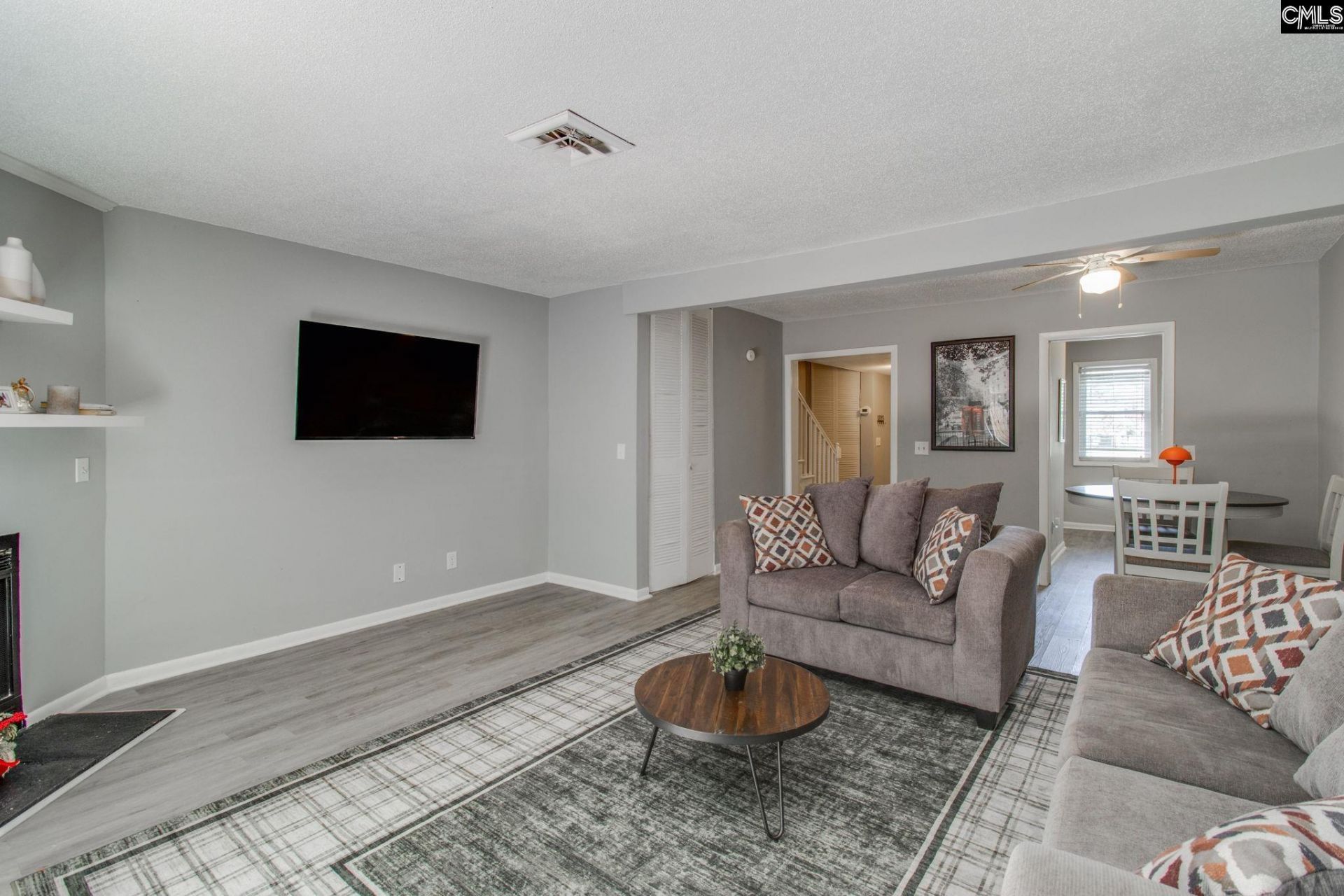 308 Percival Road  Photo 8