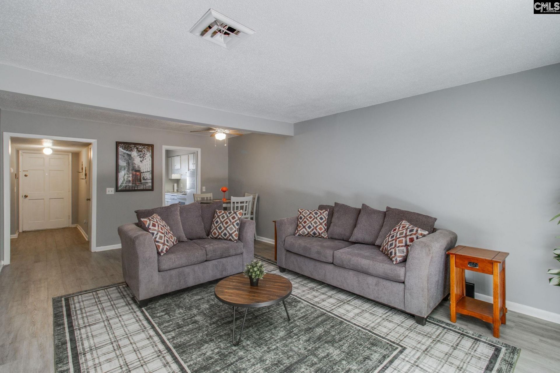 308 Percival Road  Photo 9