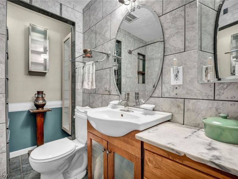 1171 Genesee Avenue, Cleveland, OH 44124 Photo 33