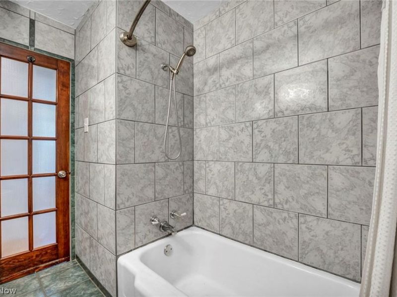 1171 Genesee Avenue, Cleveland, OH 44124 Photo 35