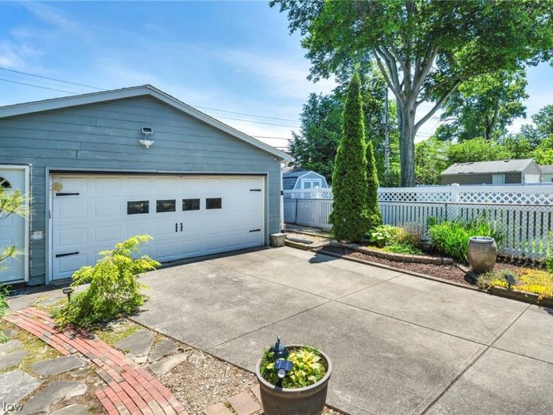 1171 Genesee Avenue, Cleveland, OH 44124 Photo 6