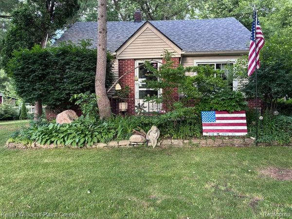 3265 Willet Avenue, Rochester Hills, MI 48309