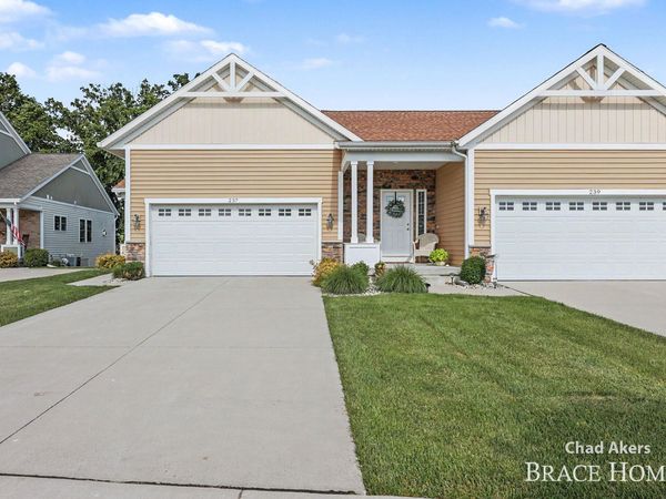 237 Hazelnut Drive, Coopersville, MI 49404