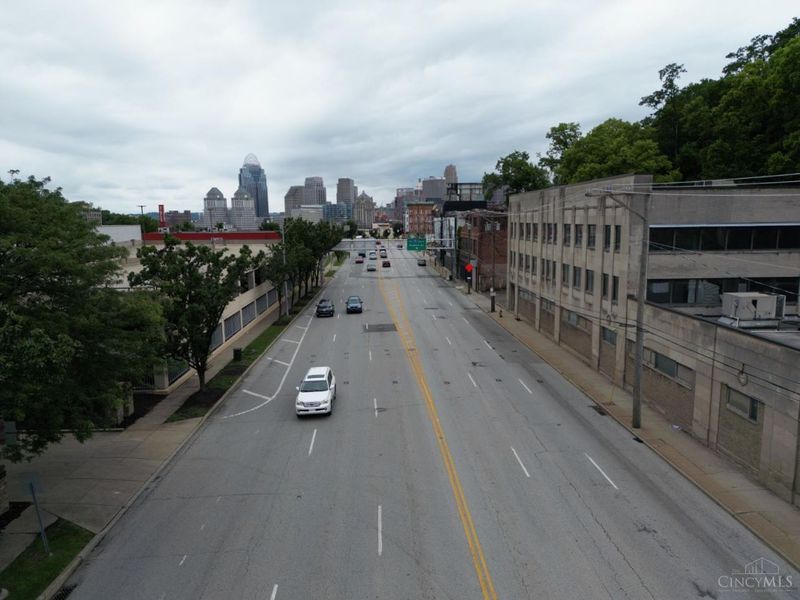 1635 Reading Road, Cincinnati, OH 45202 Photo 14