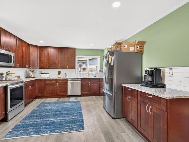 147 Nicholas Drive , Circleville, OH 43113 Photo 9