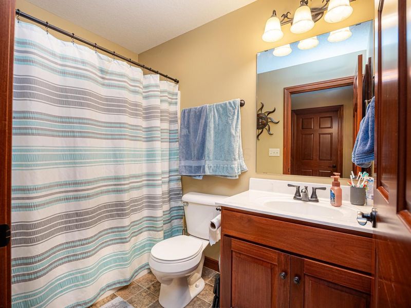 25 Fieldcrest Drive, Centerburg, OH 43011 Photo 17