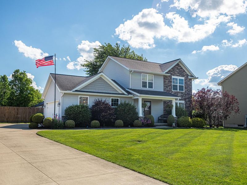 25 Fieldcrest Drive, Centerburg, OH 43011 Photo 2