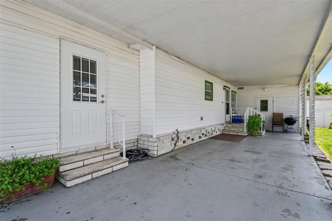 3902 Julie Drive, Wesley Chapel, FL 33543 Photo