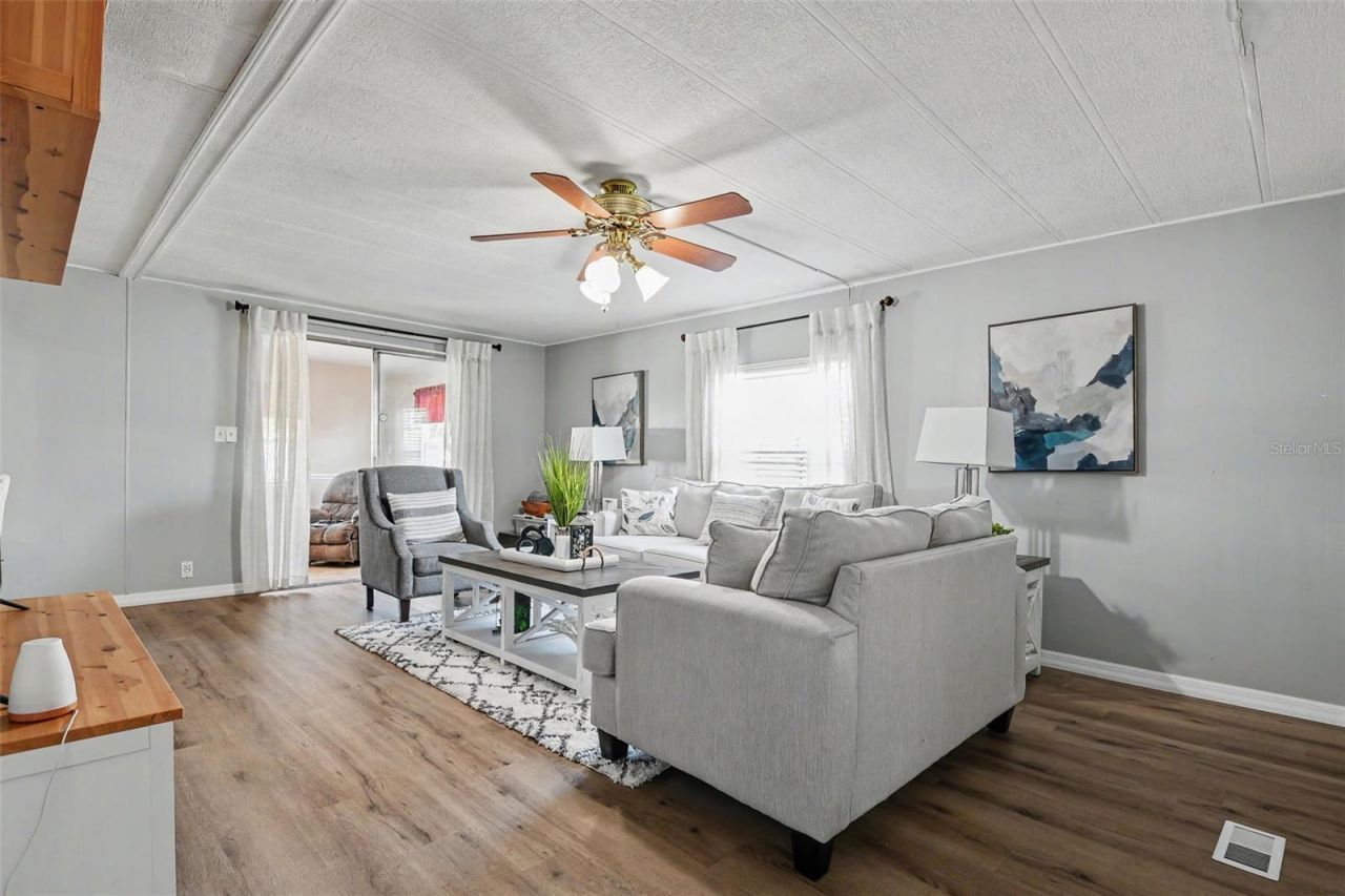 3902 Julie Drive, Wesley Chapel, FL 33543 Photo