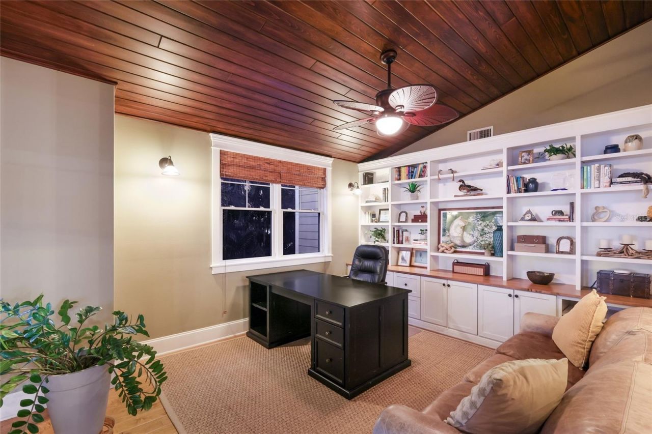526 56th Street, Holmes Beach, FL 34217 Photo