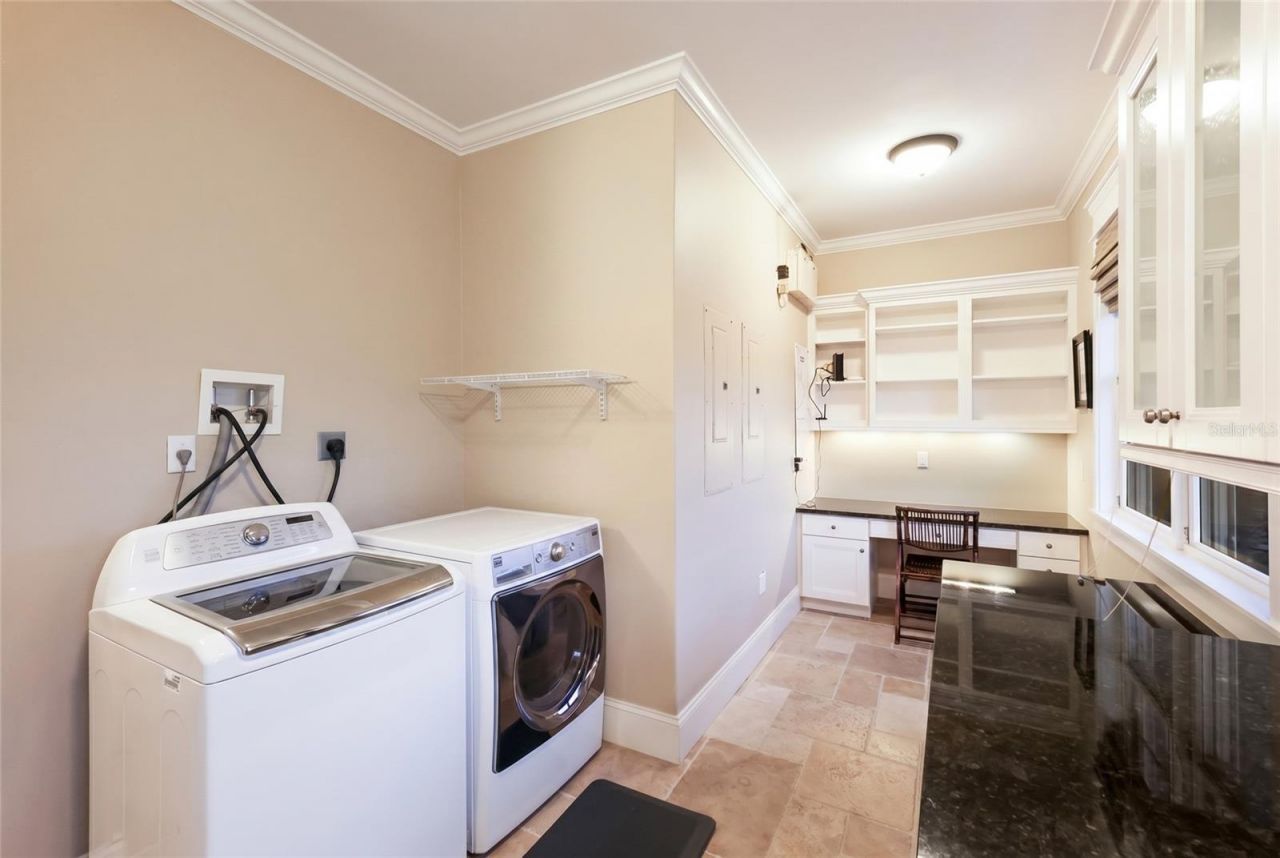 526 56th Street, Holmes Beach, FL 34217 Photo