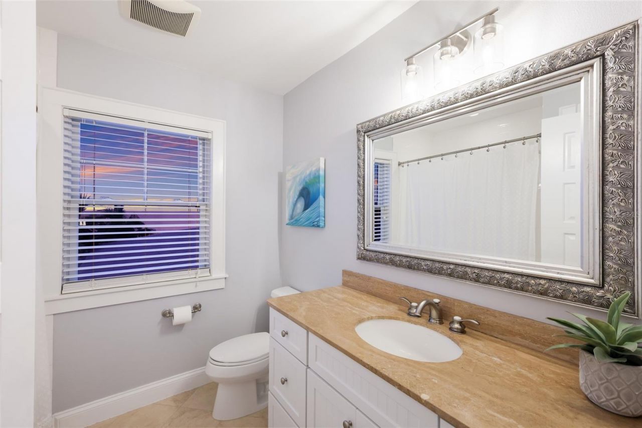 526 56th Street, Holmes Beach, FL 34217 Photo
