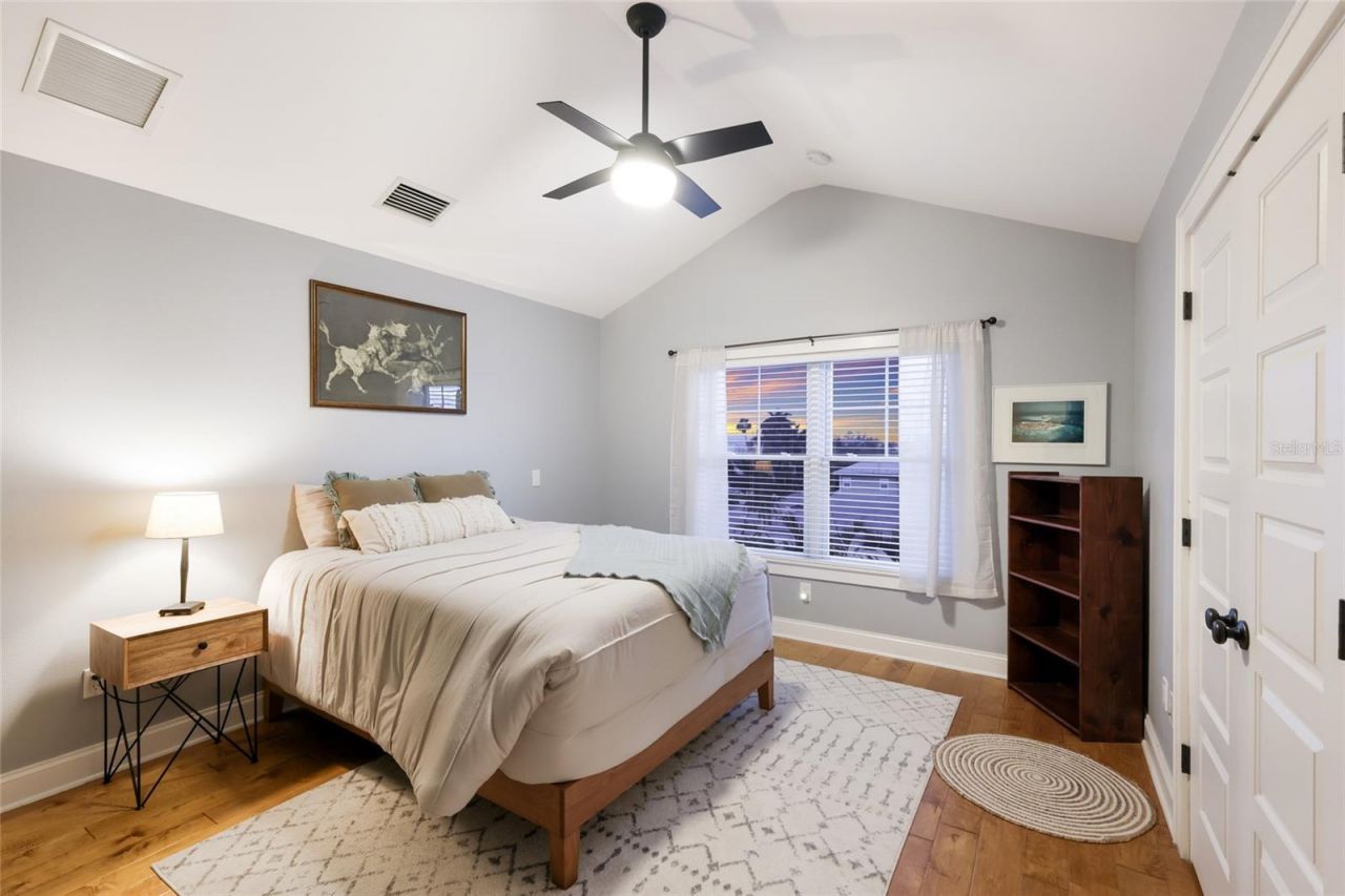526 56th Street, Holmes Beach, FL 34217 Photo