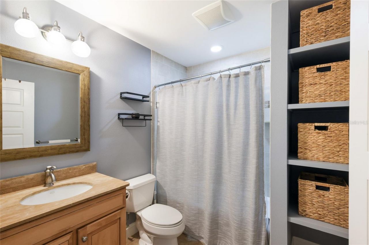 526 56th Street, Holmes Beach, FL 34217 Photo