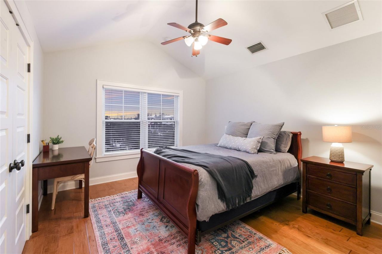 526 56th Street, Holmes Beach, FL 34217 Photo