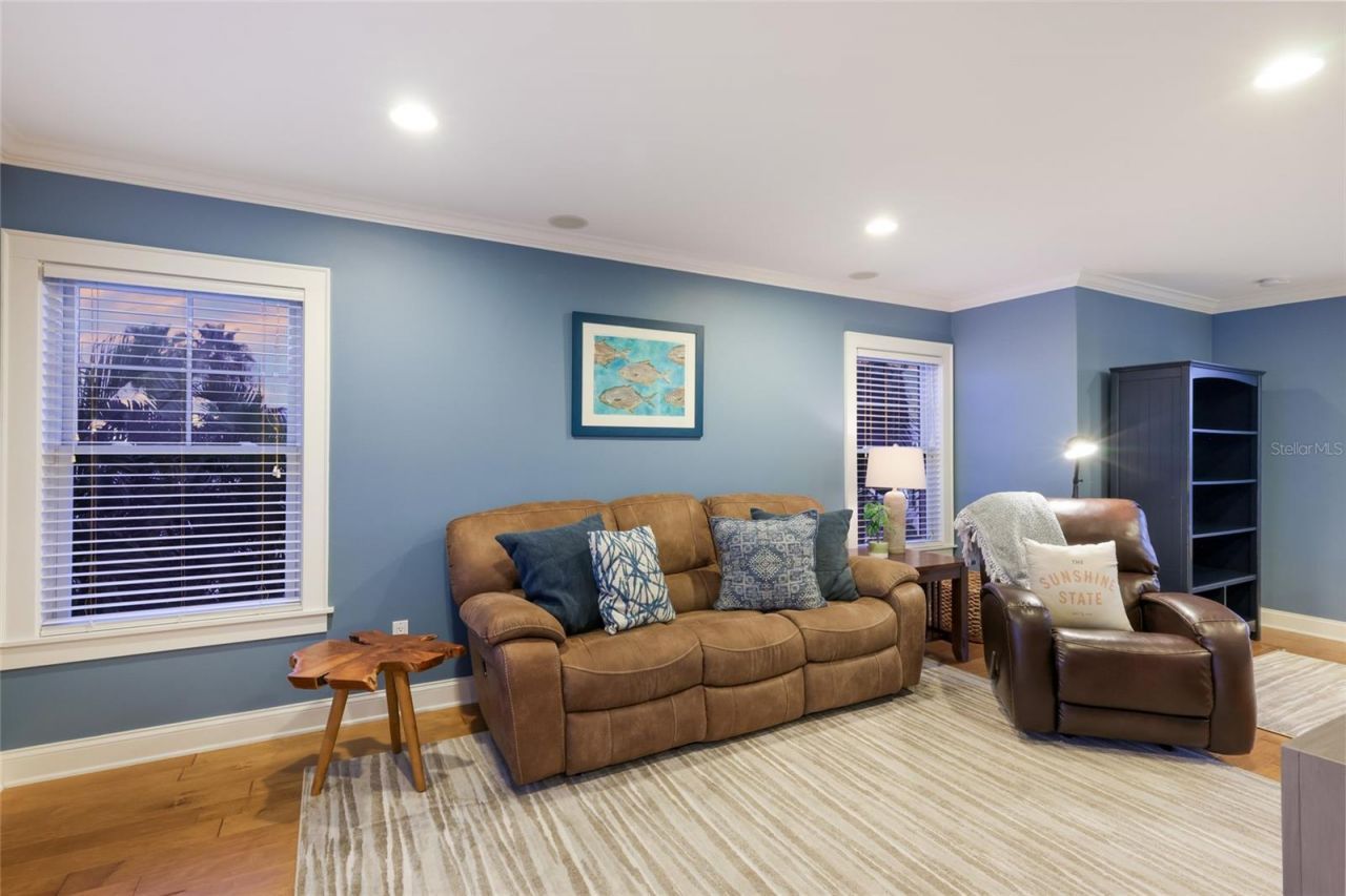526 56th Street, Holmes Beach, FL 34217 Photo