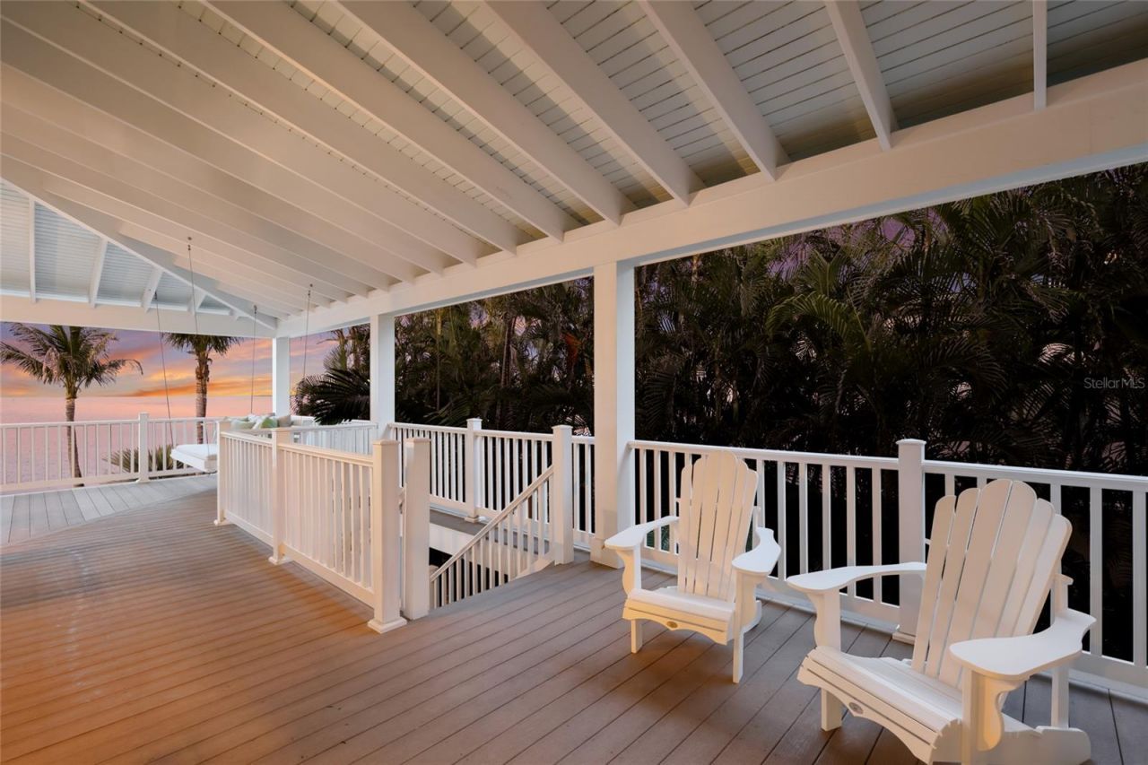 526 56th Street, Holmes Beach, FL 34217 Photo