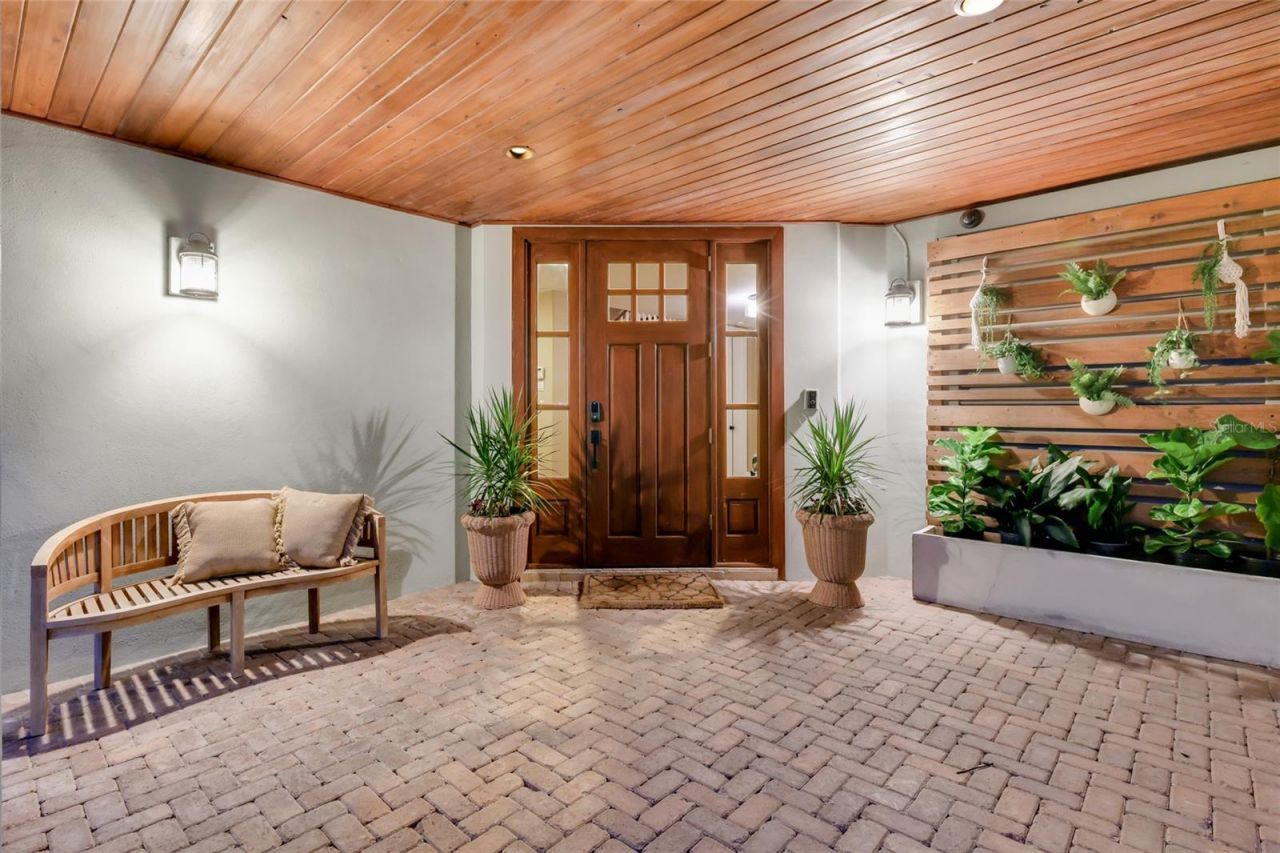 526 56th Street, Holmes Beach, FL 34217 Photo