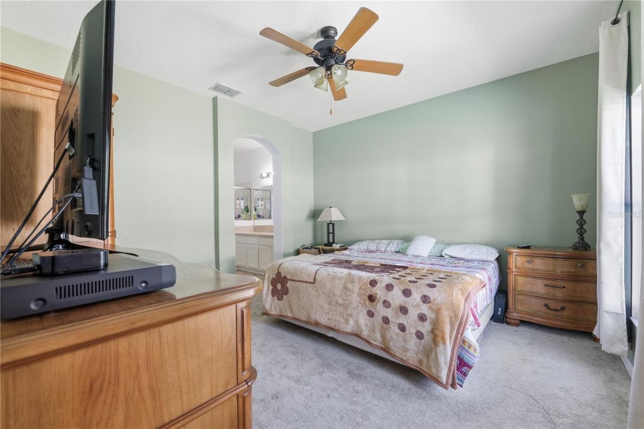 704 Parsons Pointe St, Seffner, FL 33584 Photo