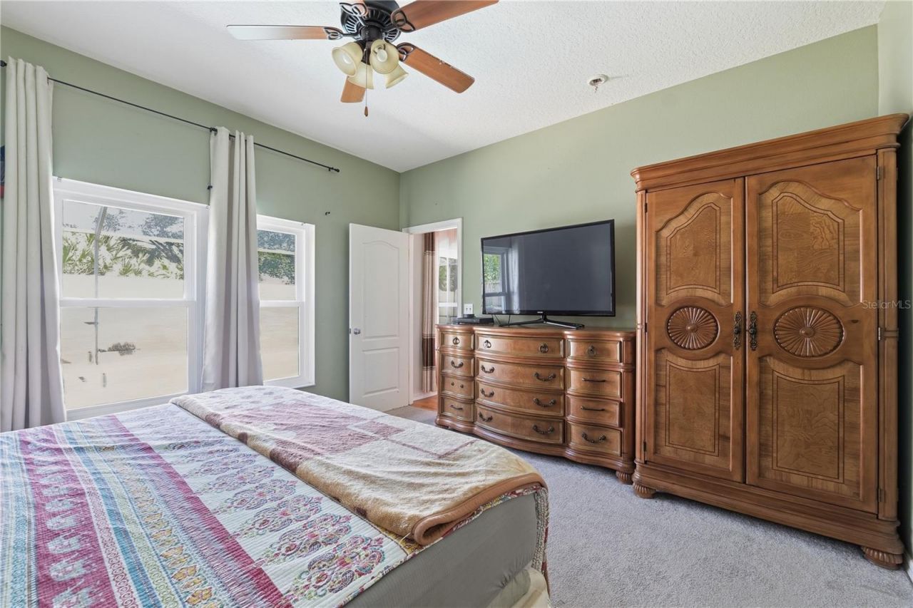 704 Parsons Pointe St, Seffner, FL 33584 Photo