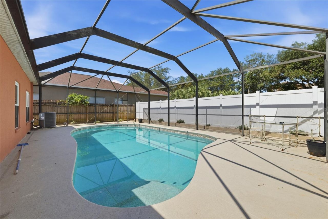 704 Parsons Pointe St, Seffner, FL 33584 Photo