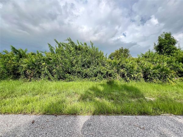 5602 EYERLY TERRACE , PORT CHARLOTTE, FL 33981