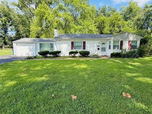 544 Thurston Avenue , Ferguson, MO 63134