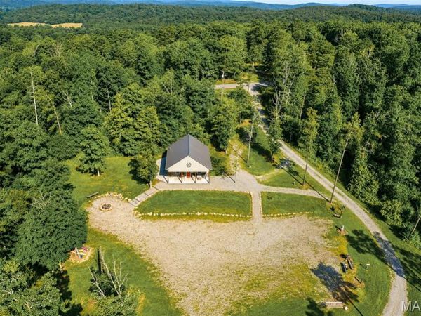 7067 Hwy C , Fredericktown, MO 63645