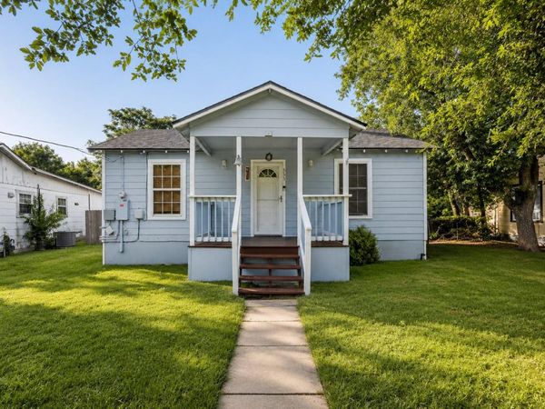515 Wyeth ST, Taylor, TX 76574