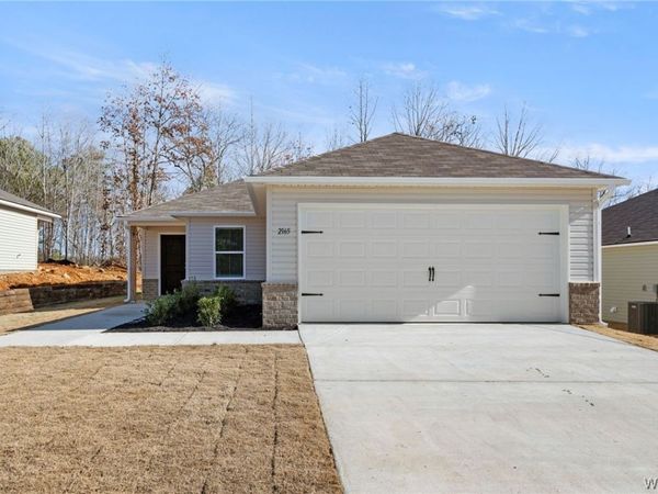 16512 Osceloa Avenue, Moundville, AL 35474