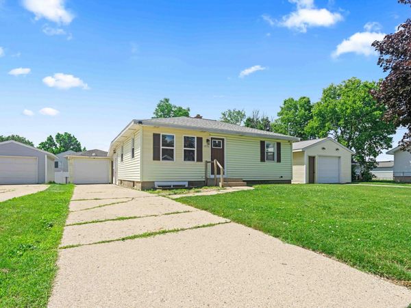 3276 Lombard Street SW, Grandville, MI 49418