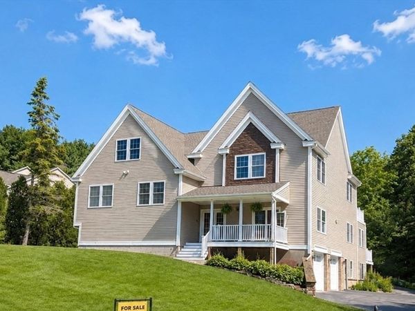 195 Lower Gore Dr, Webster, MA 01570